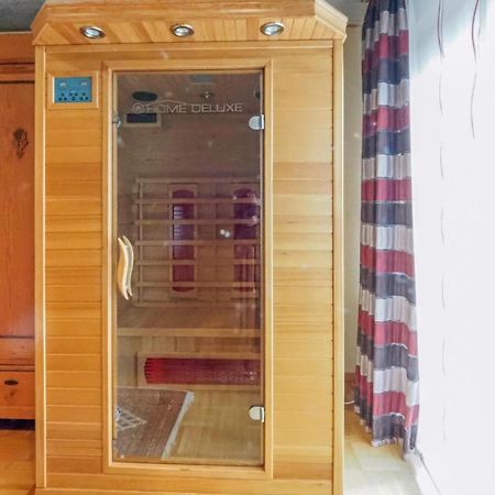 Cozy Apartment In Hinterweidenthal With Sauna Exterior photo